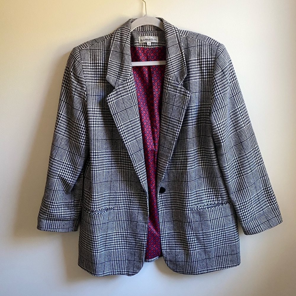 Chic Black and White Checkered Blazer